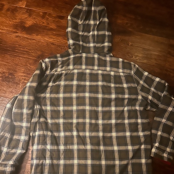 LL Bean Flannel button up hoodie - Picture 4 of 5